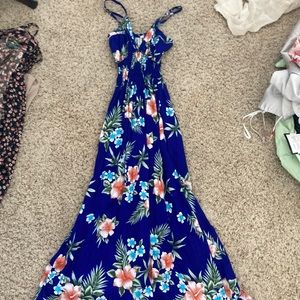 Berber worn! Beautiful Hawaiian dress!